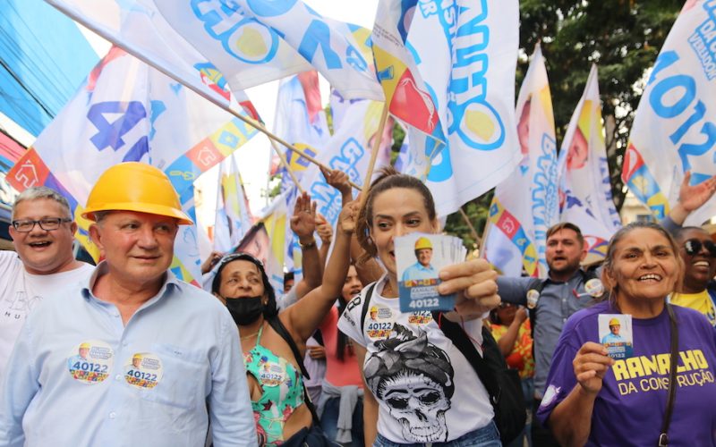 Ramalho da Construção faz caminhada com apoiadores em Santo Amaro, na zona sul de São Paulo