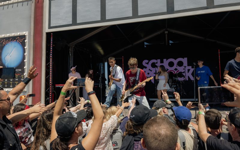 School of Rock Brooklin – Campo Belo e Fogo de Chão realizam evento gratuito com diversão para todas as idades