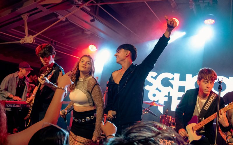 School of Rock chega na cidade de Santos