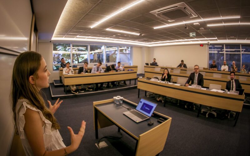 Faculdade Belavista lança o EconoChallenge 2025 com apoio acadêmico da Universidade de Chicago