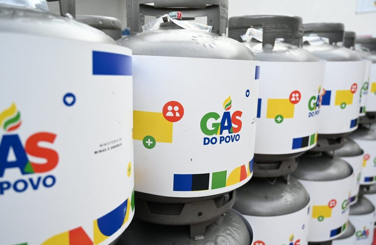 Gás do Povo alcança quase 15 milhões de famílias e amplia distribuição gratuita de botijão em todo o país