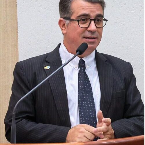 Monte Alto celebra meio século da UNESP e reconhece a Cia. Magnun por seu papel na educação e cultura