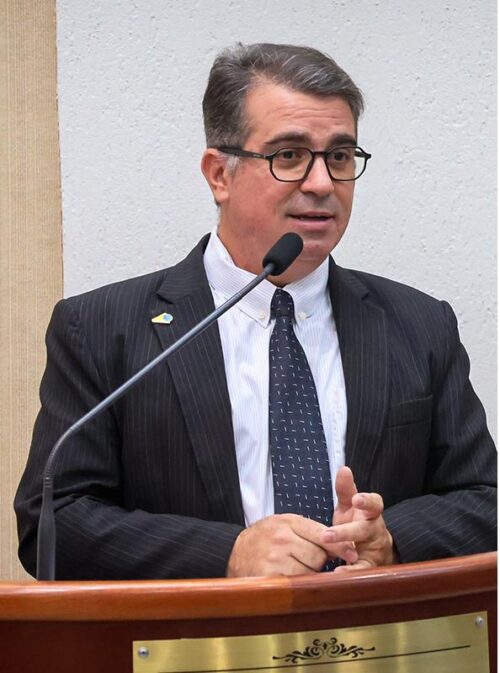 Monte Alto celebra meio século da UNESP e reconhece a Cia. Magnun por seu papel na educação e cultura