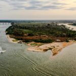 J&F planeja injetar R$ 1,9 bilhão em infraestrutura no Pantanal, suscitando polêmica sobre impactos ambientais