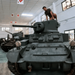 Cercado por Tiros e Blindados: Parque Militar de R$ 100 Milhões em SC Gera Polêmica com Crianças no Centro das Atenções
