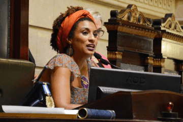 Ronnie Lessa compartilha informações sobre o crime que vitimou Marielle Franco em sua primeira conversa após ser detido