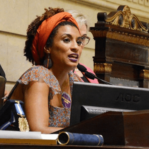 Ronnie Lessa compartilha informações sobre o crime que vitimou Marielle Franco em sua primeira conversa após ser detido