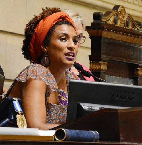 Ronnie Lessa compartilha informações sobre o crime que vitimou Marielle Franco em sua primeira conversa após ser detido